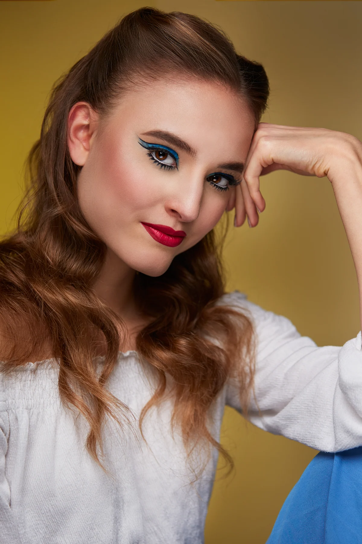 Kreativer farbenfroher Beauty-Look von JUDITH MUAH.